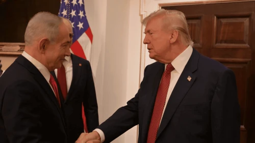 El presidente de Estados Unidos, Donald Trump, se reúne con el primer ministro israelí, Benjamin Netanyahu, en la Casa Blanca. Foto: Oficina del Primer Ministro israelí.