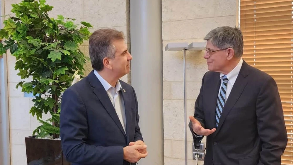 Israeli Foreign Minister Eli Cohen meets with U.S. Ambassador Jack Lew in Jerusalem, Nov. 7, 2023. Credit: Israeli Foreign Ministry.