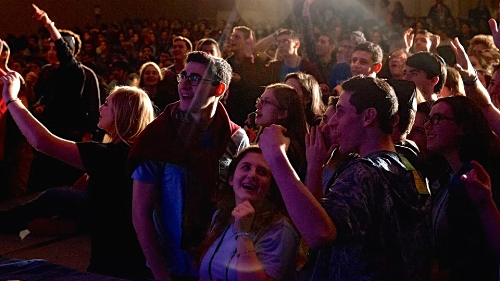 A United Synagogue Youth (USY) international convention. Credit: USY via Facebook.