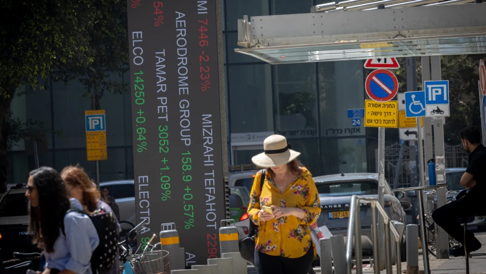 An electronic board displaying market data at the Tel Aviv Stock Exchange in Tel Aviv, April 30, 2026. Photo by Miriam Alster/Flash90.