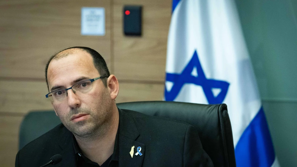 Committee chairman MK Simcha Rothman leads a Constitution, Law and Justice Committee meeting at the Knesset, in the Israeli parliament on June 9, 2025. Photo by Chaim Goldberg/Flash90.