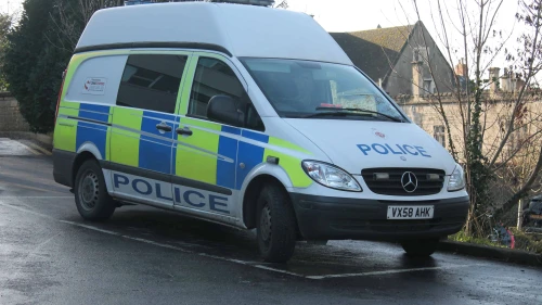 A van belonging to the Gloucestershire Constabulary, Jan. 7, 2014. Source: Wikimedia Commons.