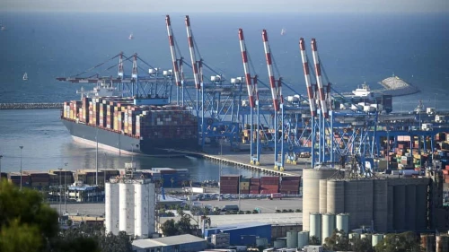 A container ship in Haifa Port, May 27, 2023. Photo by Yoav Dudkevitch/TPS.