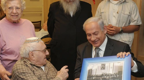 Netanyahu, Seniors