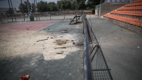 The result of a grad rocket from Gaza, which fell overnight in the southern Israeli city of Netivot, May 30, 2018. Photo by Yonatan Sindel/Flash90.