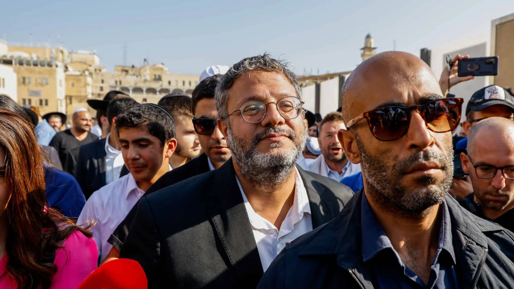 Israeli National Security Minister Itamar Ben-Gvir arrives to visit the Temple Mount in Jerusalem's Old City on Tisha B'Av, Aug. 7, 2022. Photo by Olivier Fitoussi/Flash90.