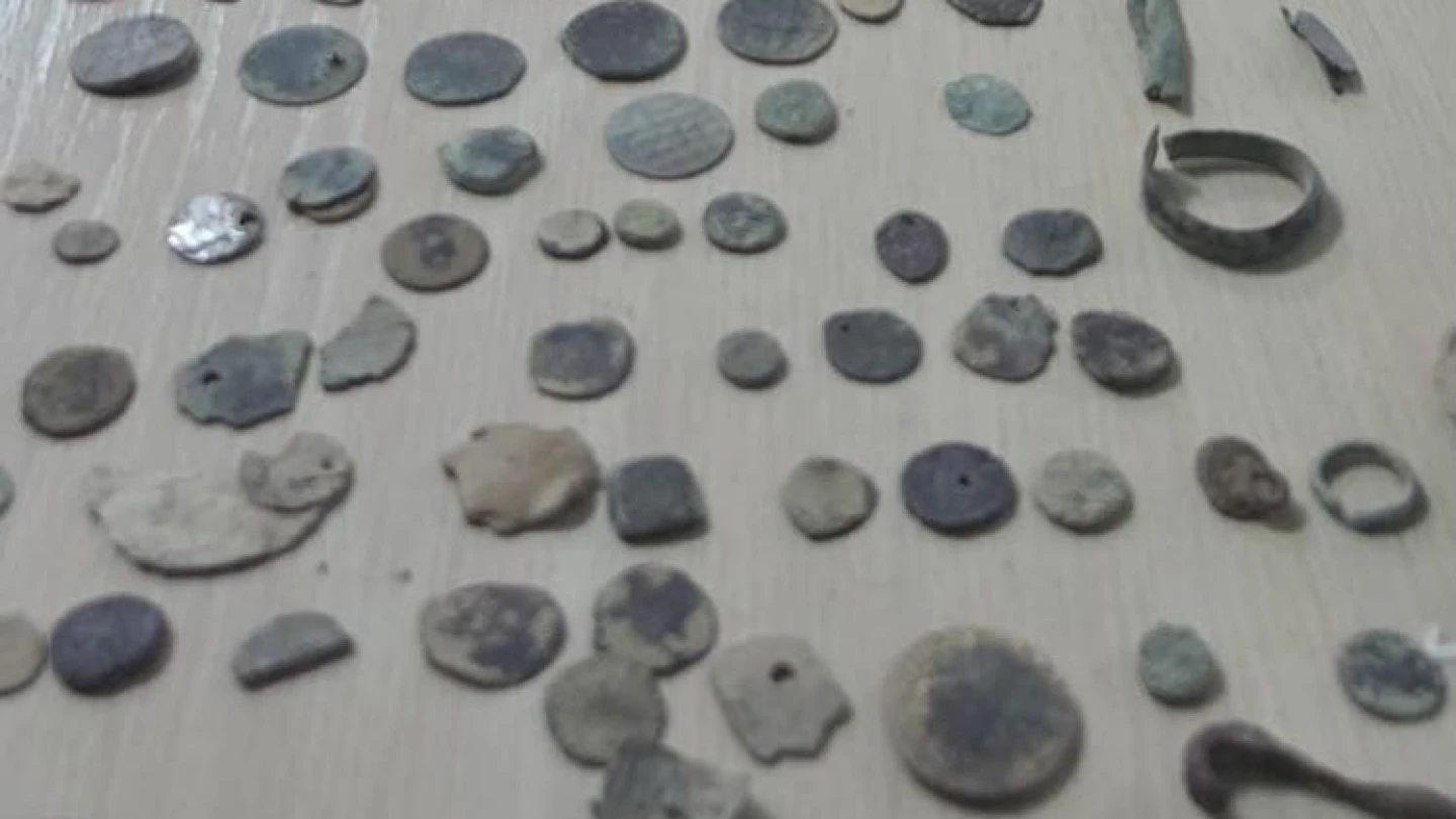 Thousands of ancient artifacts recovered in Judea and Samaria looting case