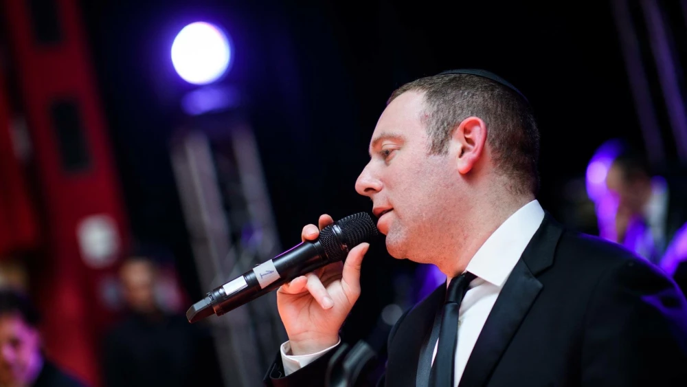 Shim Craimer's newest song, “Tziyon,” which was originally produced as a closing-credits song for an Israeli movie that has yet to be released, will be set to a music video of his family’s aliyah, produced in partnership with Nefesh B’Nefesh. Credit: Courtesy.