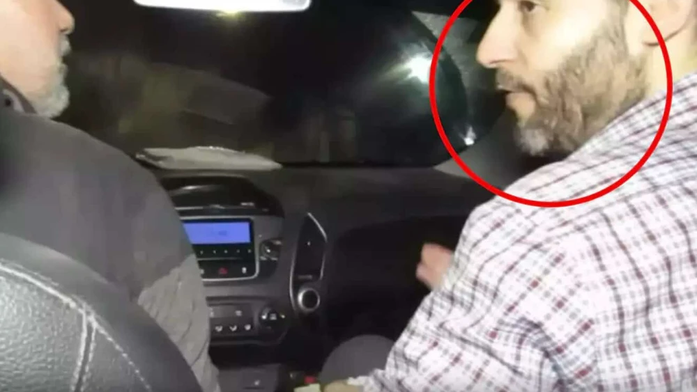 Footage of Mohammed Sinwar, head of Hamas's tunnel construction project and brother of Yahya Sinwar, traveling in a tunnel in the Gaza Strip. Source: IDF Spokesperson's Unit.