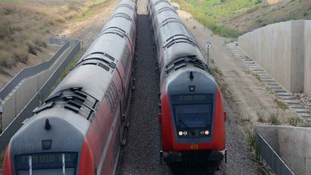 A train near the city of Sderot in southern Israel on July 15, 2018. Photo by Gili Yaari/Flash90.