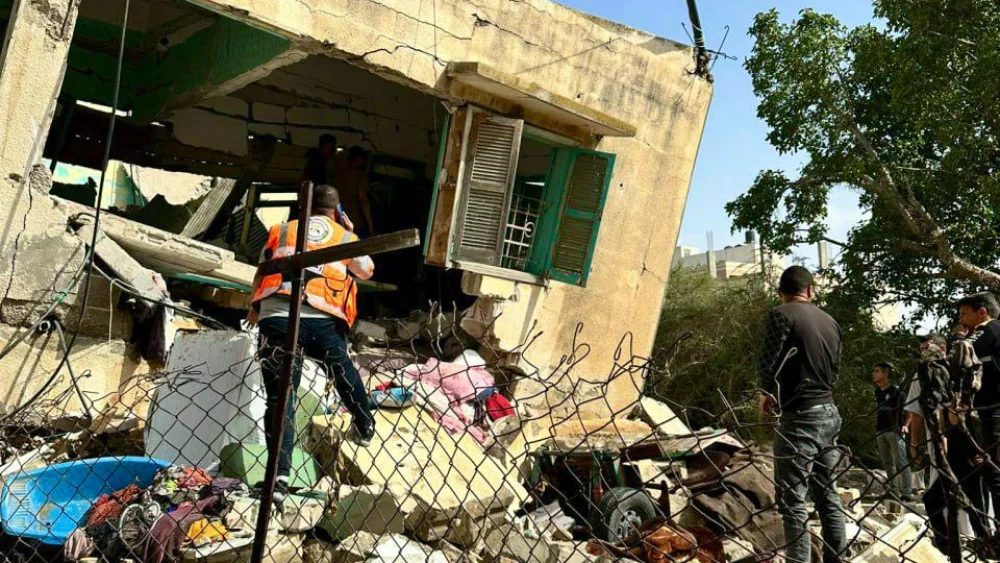 Senior Palestinian Islamic Jihad terrorist Ahmed Abu-Deka's house in Khan Younis, Gaza, destroyed by an Israeli airstrike, May 11, 2023. Source: Twitter.