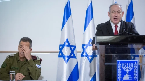 Israeli Prime Minister Benjamin Netanyahu and IDF Chief of Staff Aviv Kochavi at a press conference in Tel Aviv, on Nov. 12, 2019. Photo by Miriam Alster/Flash90.