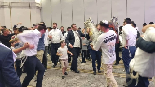 Oct. 7 survivors and hostages' families take part in a Simchat Torah celebration at the Ramada Hotel in Jerusalem, Oct. 23, 2024. Credit: Courtesy.