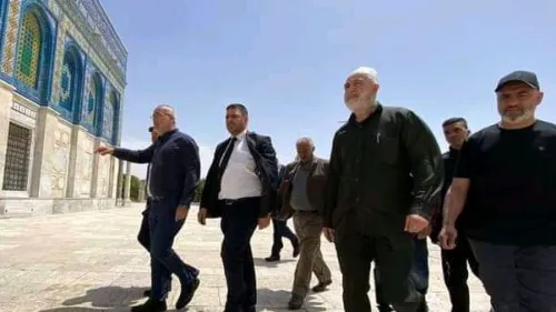 Islamic Movement leader Raed Salah visited the Al-Aqsa mosque on the Temple Mount in Jerusalem on April 19, 2022. Source: Twitter.