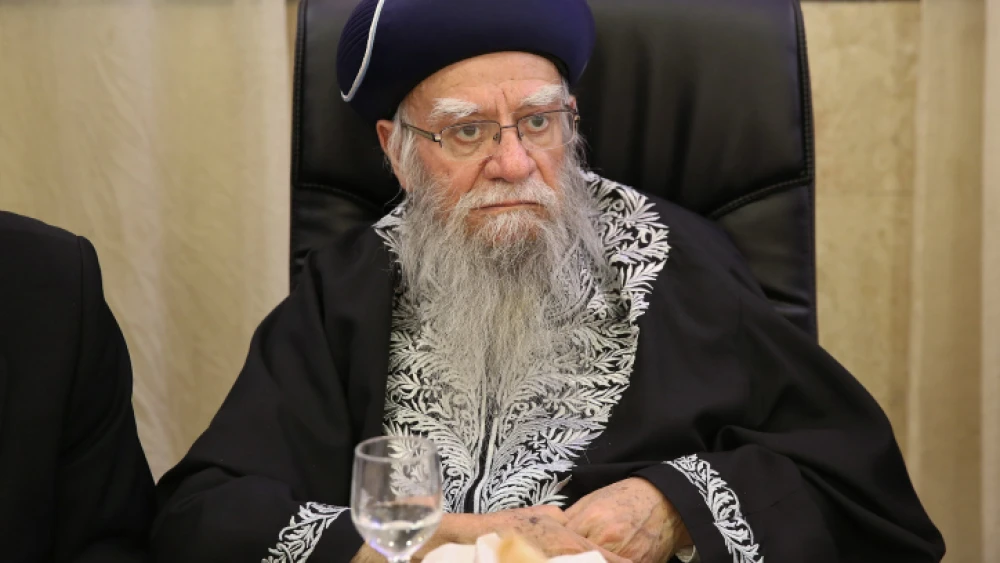 Former Israeli Chief Rabbi Eliyahu Bakshi-Doron at the wedding of his granddaughter in Jerusalem, on March 13, 2016. Photo by Yaacov Cohen/Flash90.