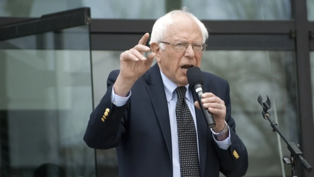Democratic presidential candidate Sen. Bernie Sanders speaks at a rally in Raleigh, N.C., on March 11, 2016. Photo: Scott Pelkey/Flickr.
