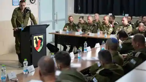 IDF Chief of Staff Lt. Gen. Eyal Zamir meets with commanders in the Gaza Division on May 7, 2025, ahead of the launch of Phase B of the ground operation. Credit: IDF.