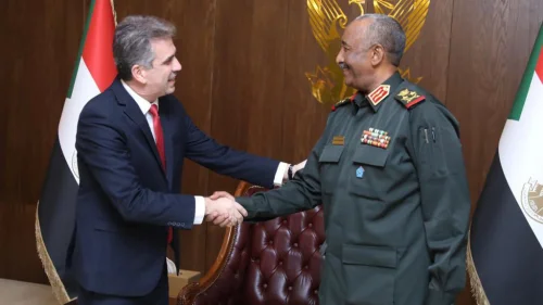 Israeli Foreign Minister Eli Cohen meets in Khartoum with Lt. Gen. Abdel-Fattah al-Burhan, leader of Sudan’s transitional government, Feb. 2, 2023. Source: Sudan Transitional Sovereign Council/Twitter.