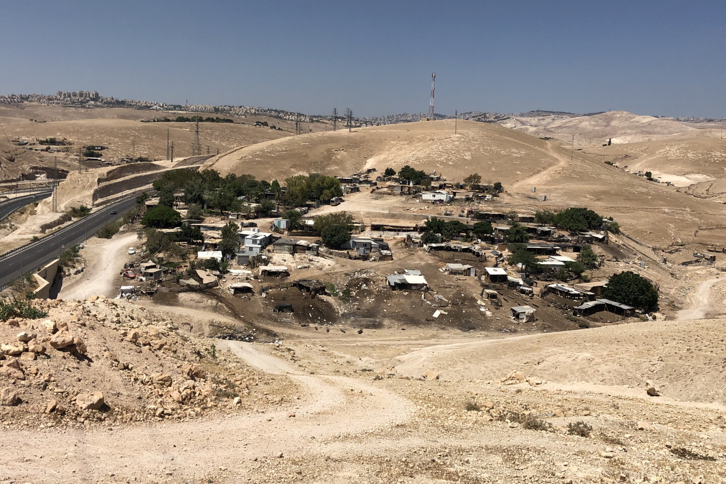 Khan al-Ahmar