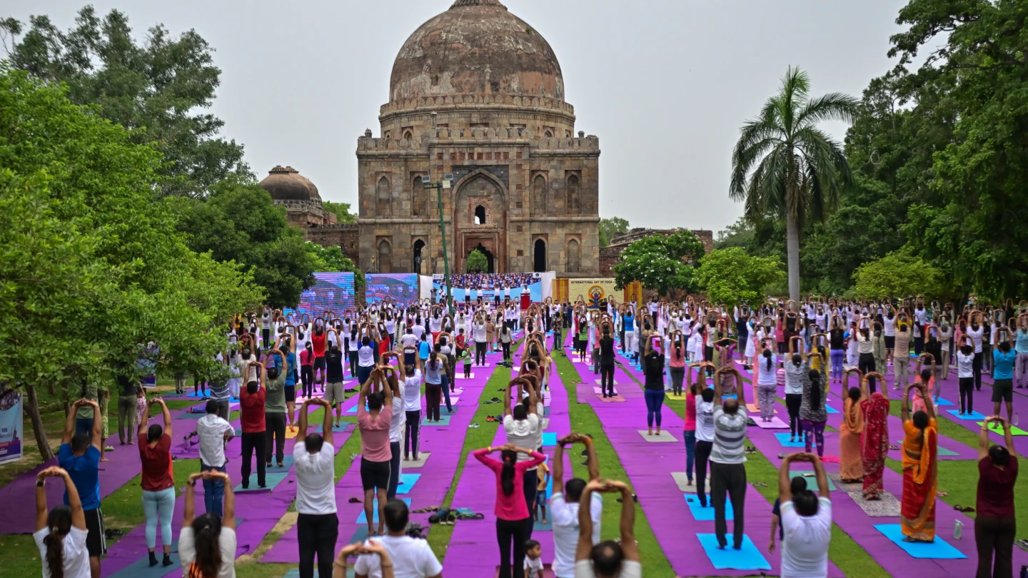 Israeli FM congratulates India on International Yoga Day