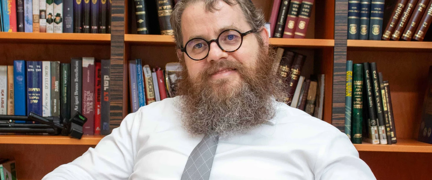 Rabbi Shlomo Koves