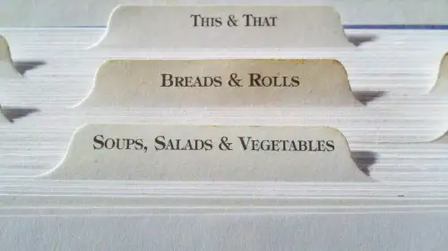 Recipe cards. Credit: Roy Guisinger/Pixabay.