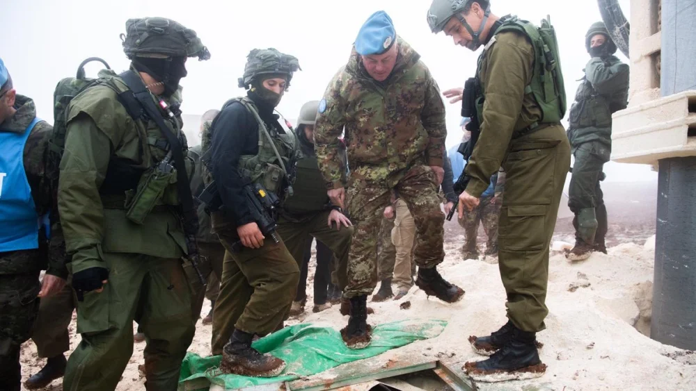 The head of the IDF’s Northern Command, Maj. Gen. Yoel Strik, meets with UNIFIL Commander Gen. Stefano Del Col of Italy, for a tour of the area of a cross-border attack tunnel from Lebanon into Israel, Dec. 6, 2018. Credit: IDF Spokesperson's Unit.