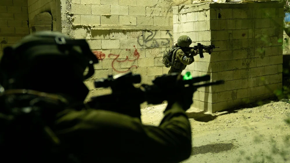 Israeli soldiers during the raid in Al-Yamun, near Jenin, to arrest Maher Aseid, May 24, 2023. Credit: IDF.
