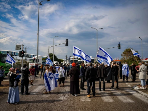 Tzav 9 activists block the entrance to Ashdod Port during a protest against aid trucks entering the Gaza Strip, Feb. 1, 2024. Photo by Chaim Goldberg/Flash90.