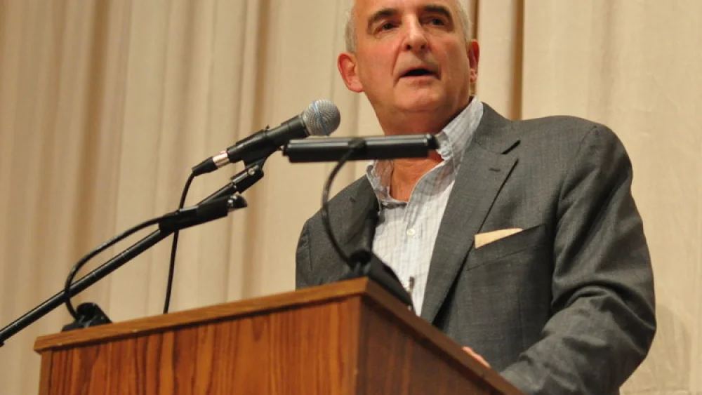 New York Times columnist Roger Cohen. Credit: Joe Mabel via Wikimedia Commons.