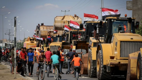 Egyptian construction equipment arrives in the Gaza Strip, June 4, 2021. Photo by Abed Rahim Khatib/Flash90.