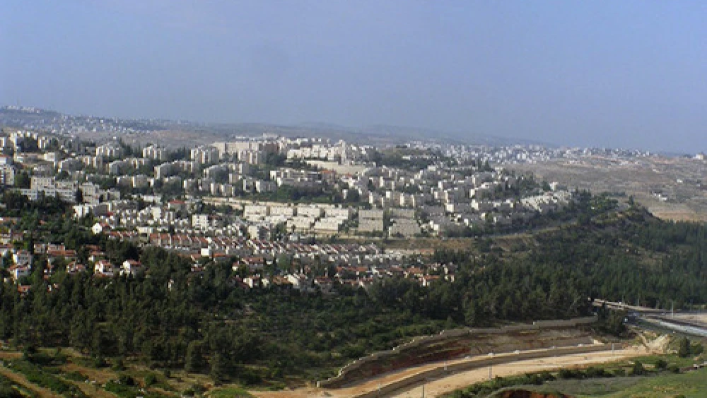 Click photo to download. Caption: A view of Jerusalem's Ramot neighborhood. Credit: Maglanist via Wikimedia Commons.