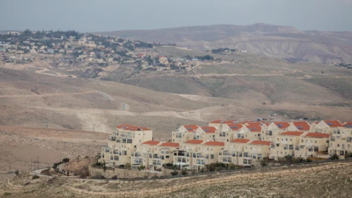 View of the Israeli settlement of Ma’ale Adumin in the West Bank on Jan. 2, 2017. Photo by Yonatan Sindel/Flash90.