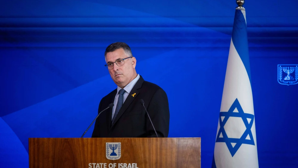 Israeli Foreign Minister Gideon Sa'ar speaks to reporters at the ministry in Jerusalem, Jan. 13, 2025. Photo by Chaim Goldberg/Flash90.