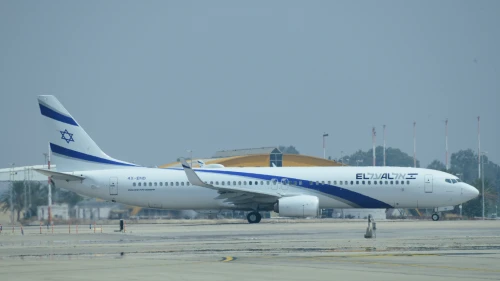 The El Al plane carrying Israeli and U.S. delegations from Tel Aviv's Ben-Gurion Airport to Abu Dhabi, Aug. 31, 2020. Photo by Tomer Neuberg/Flash90.
