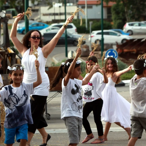 Young children seen at a celebration for the Jewish holiday of Shavuot at Kibbutz Yifat in the Galilee, in northern Israel, on June 4, 2014. Credit: Yossi Zamir/Flash90.