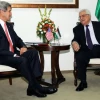 Kerry, Abbas