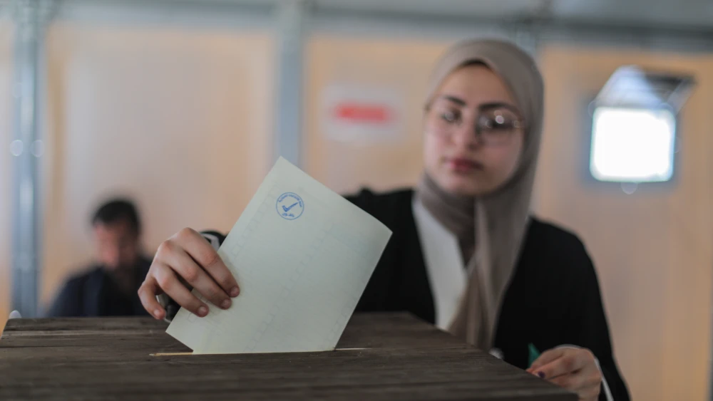 Palestinians vote during local elections in Deir al Balah, Gaza Strip, on April 25, 2026. Photo by Ali Hassan/Flash90.