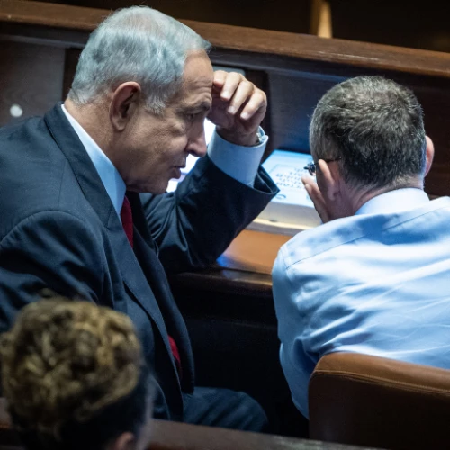 Likud Party chairman MK Benjamin Netanyahu with Likud MK Yariv Levin in the Knesset assembly hall on Nov. 21, 2022. Photo by Yonatan Sindel/Flash90.