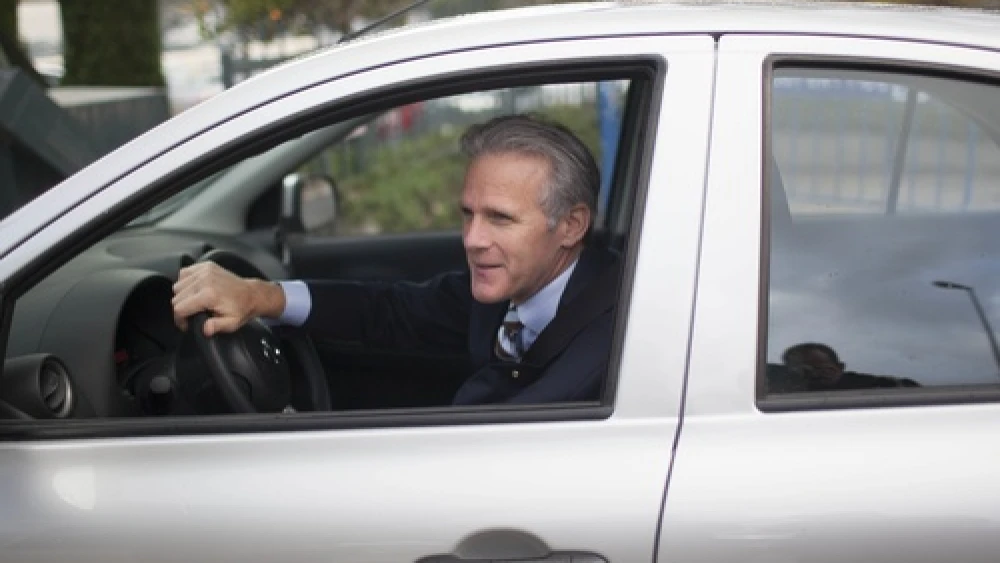 Click photo to download. Caption: Israel's ambassador to the United States, Michael Oren, arrives to a meeting at the Prime Minister's Office in Jerusalem on March 17, 2013. Credit: Yonatan Sindel/Flash90