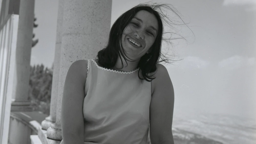 Naomi Shemer in 1967. Credit: Boris Carmi/National Library of Israel/Meitar Collection/The Pritzker Family National Photography Collection via Wikimedia Commons.