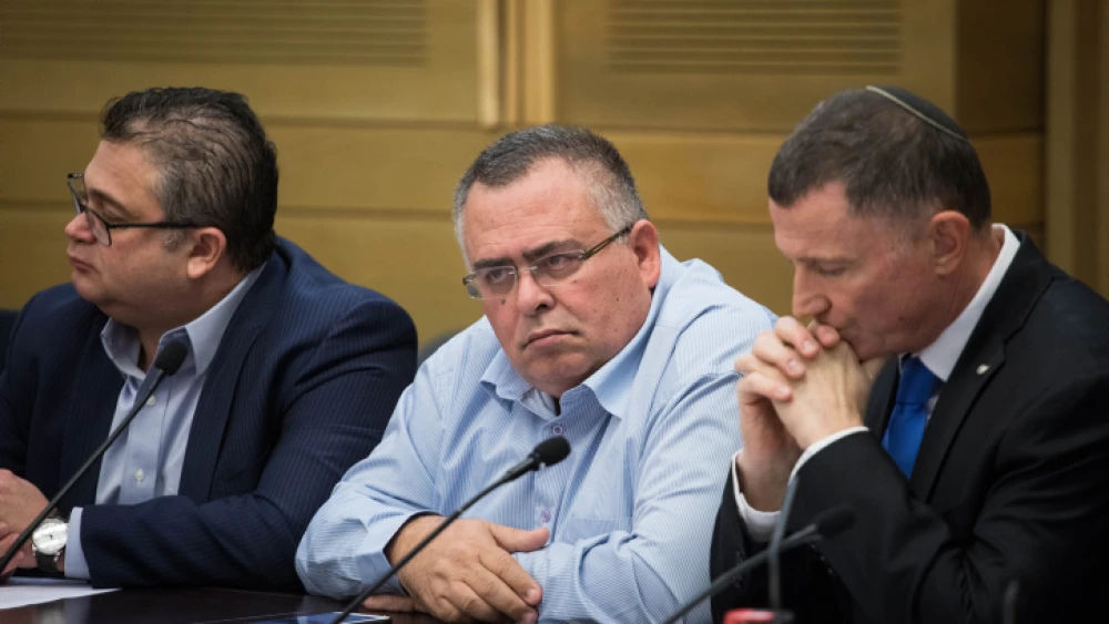 Likud member David Bitan (center) attends the first election committee meeting at the Knesset in Jerusalem, on Dec. 18, 2019. Photo by Hadas Parush/Flash90.