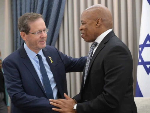 New York City Mayor Eric Adams meets Israeli President Isaac Herzog in Jerusalem, Nov. 17, 2025. Photo by Amos Ben Gershom/GPO.