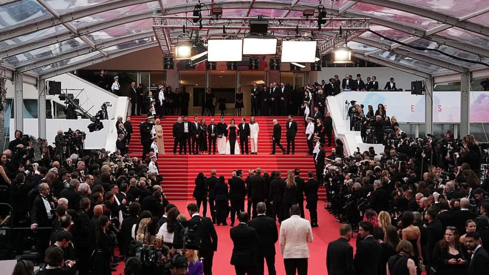 Passivity 370 artists sign open letter on Gaza ‘passivity' at Cannes - Israel ...