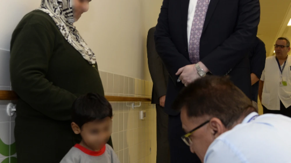 Jason Greenblatt, U.S. Special Representative for International Negotiations, toured Ziv Hospital in Tzfat and Jalame Crossing on Aug. 29, 2017, observing Israeli care for Arab families. Photo by David Azagury/U.S. Embassy Tel Aviv.