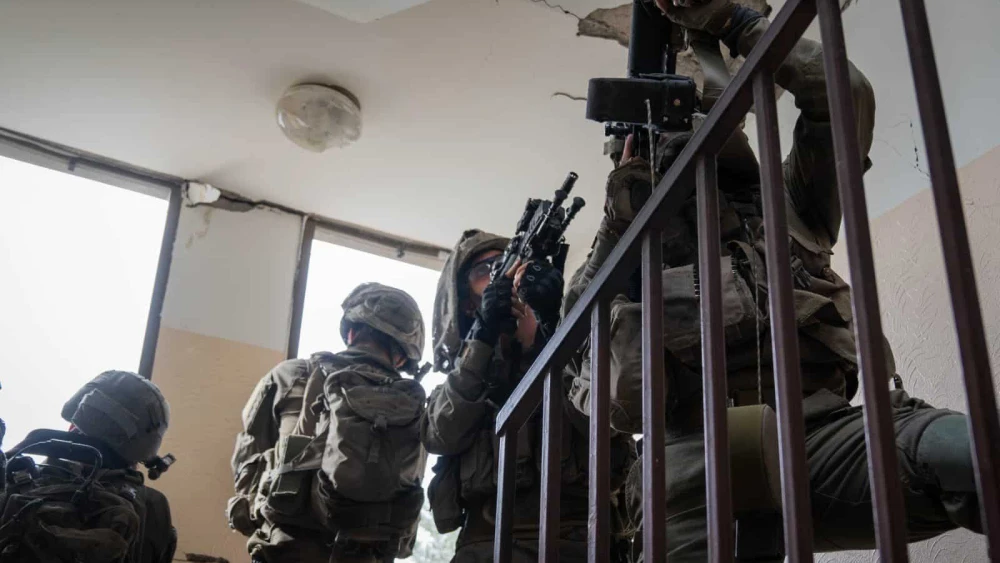 Israeli troops operating in the Hamas-ruled Gaza Strip, Dec. 12, 2023. Credit: IDF.