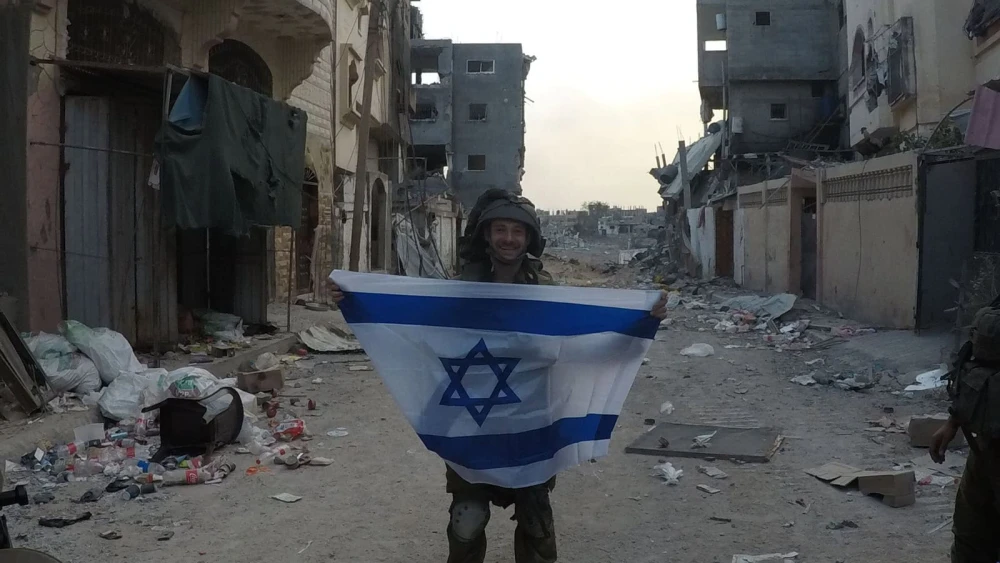 Roman Karlin in the Gaza Strip. Credit: Courtesy.