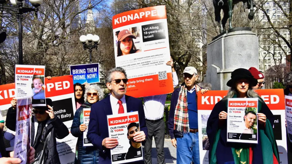 Manhattan march hostages