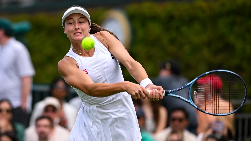 Zeynep Sonmez of Turkey in action