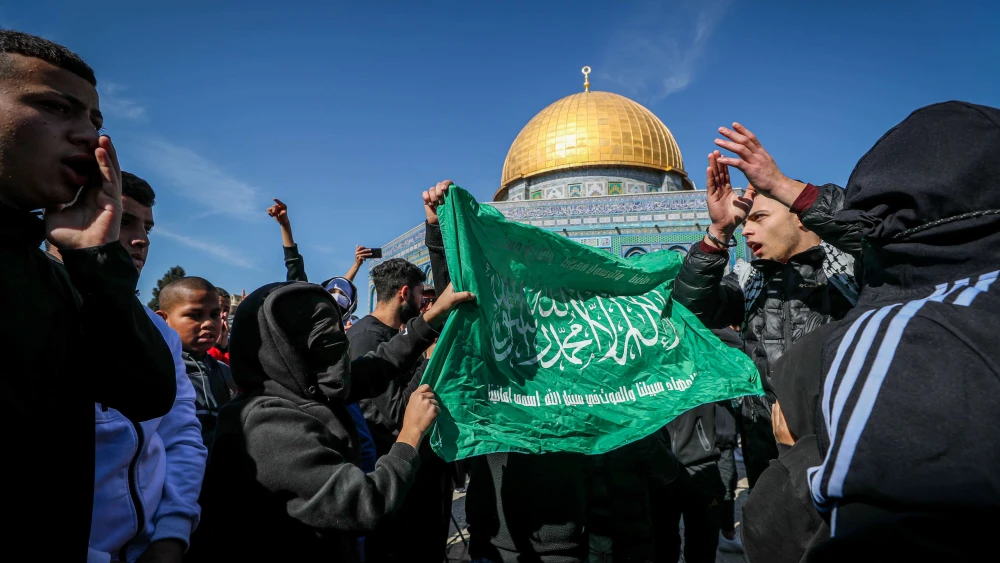 Temple Mount Hamas flag